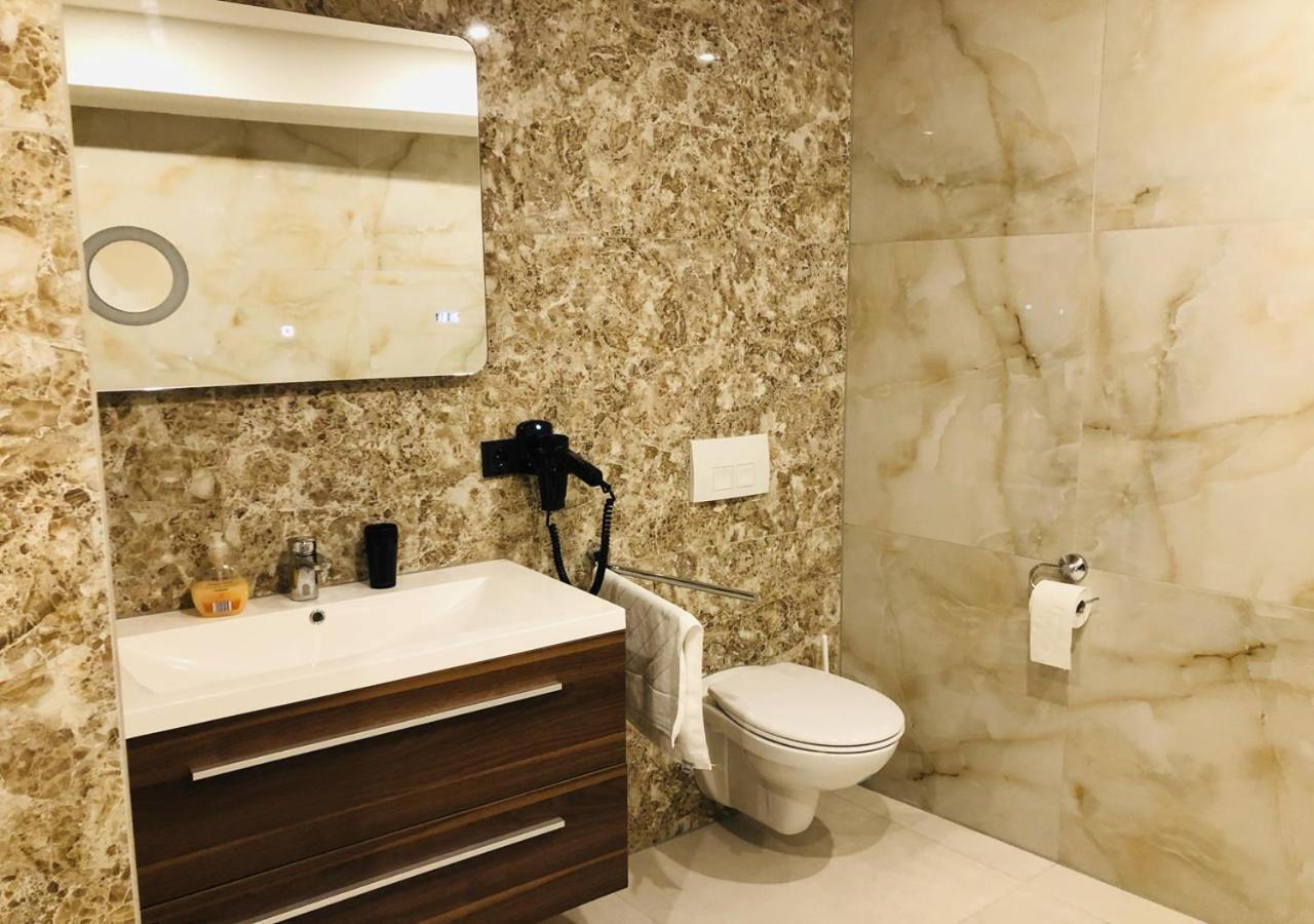 Elbgalerie Hotel ハンブルク エクステリア 写真
