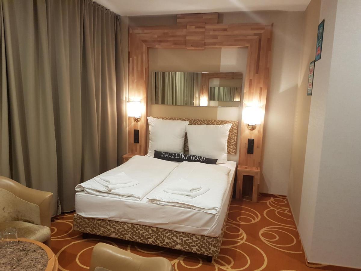 Elbgalerie Hotel ハンブルク エクステリア 写真