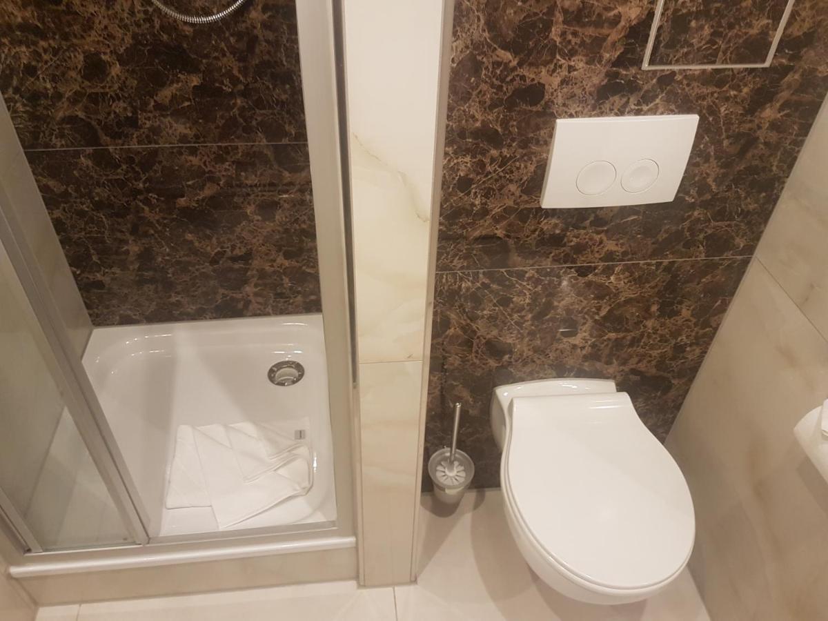Elbgalerie Hotel ハンブルク エクステリア 写真