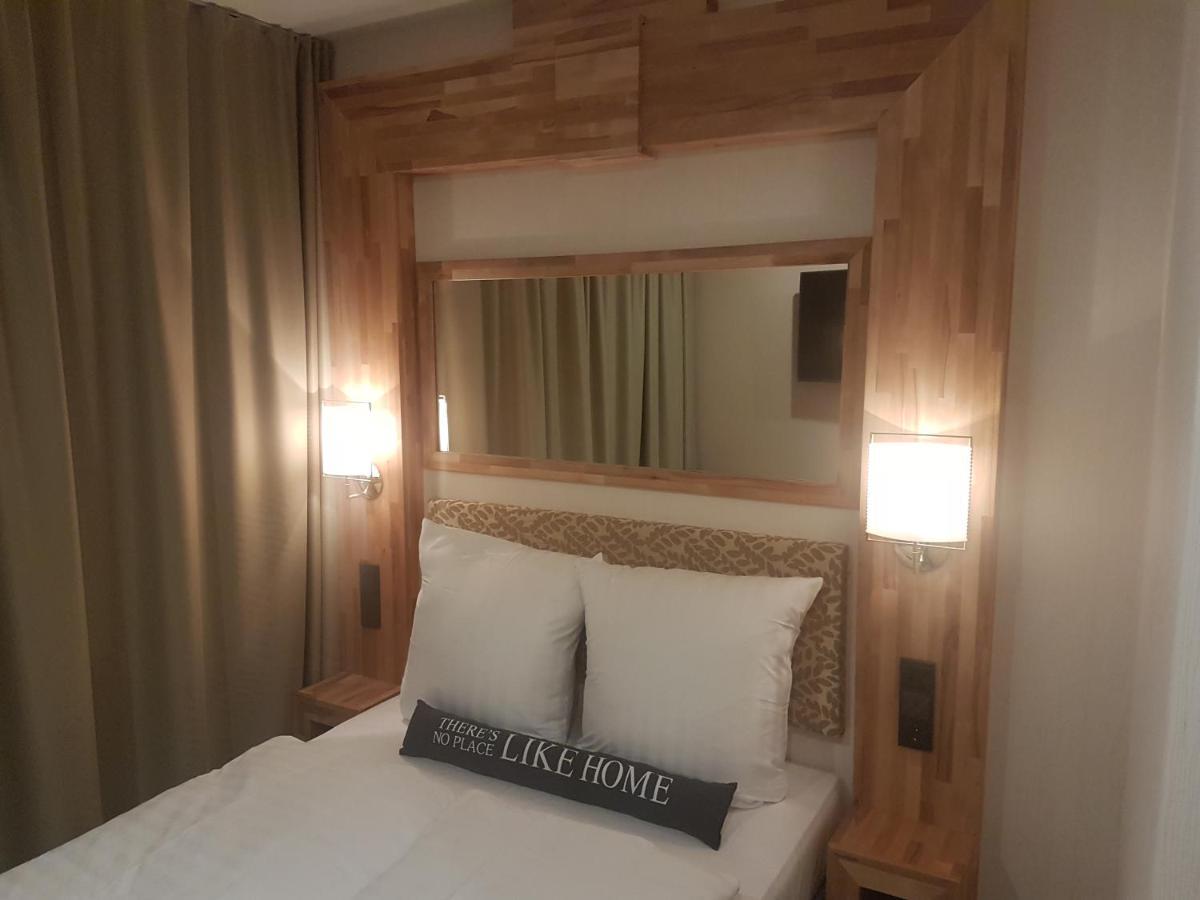 Elbgalerie Hotel ハンブルク エクステリア 写真